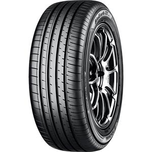 225/65R17 YOKOHAMA BLUEARTH-XT AE61 102H CAA68